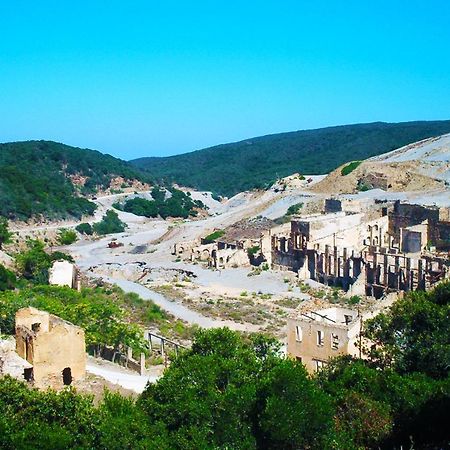 Agriturismo Satanca อาร์บุส ภายนอก รูปภาพ