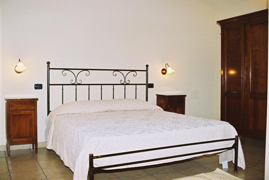 Agriturismo Satanca อาร์บุส ภายนอก รูปภาพ