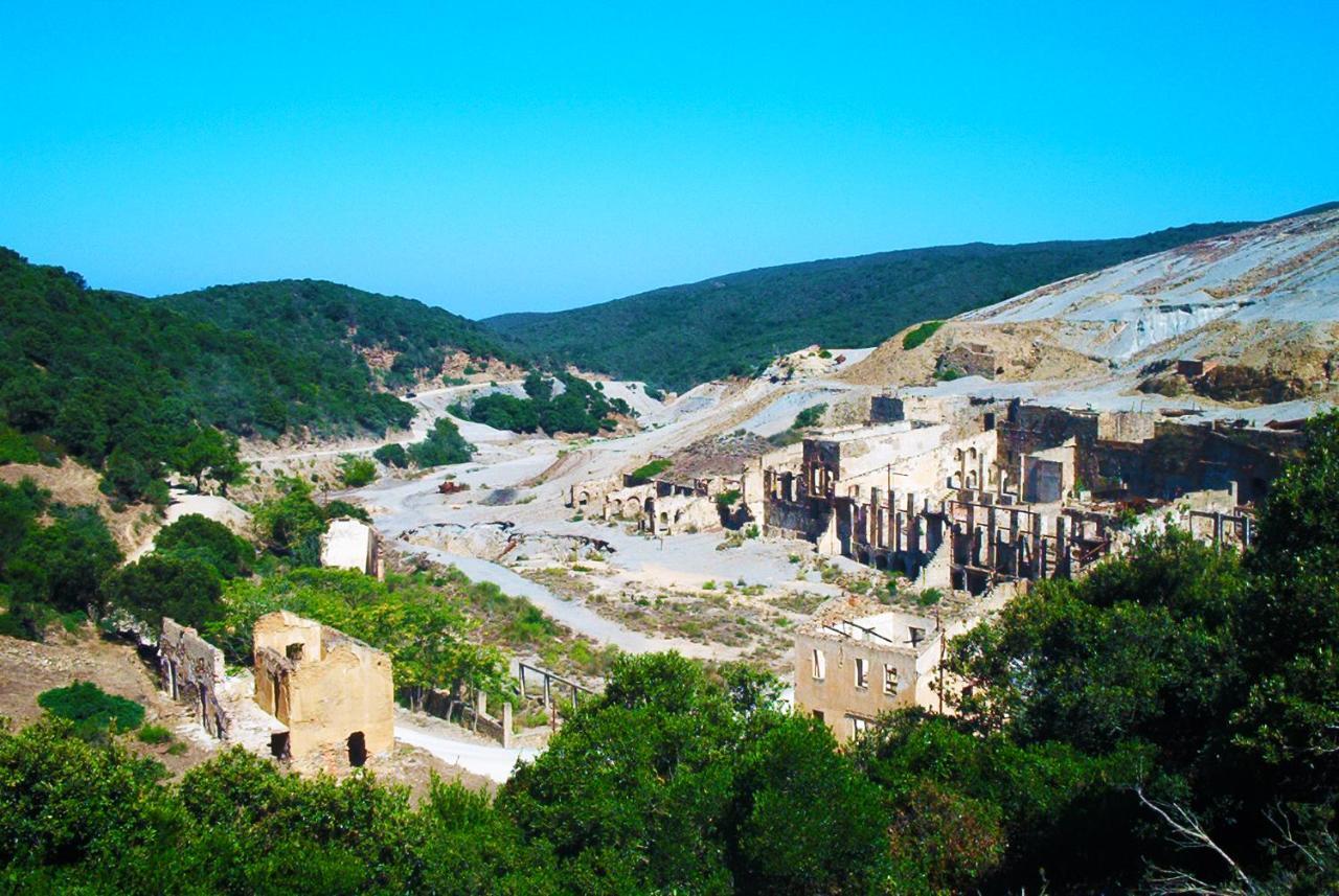 Agriturismo Satanca อาร์บุส ภายนอก รูปภาพ
